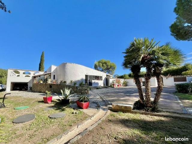Villa 5 pièces 154 m²