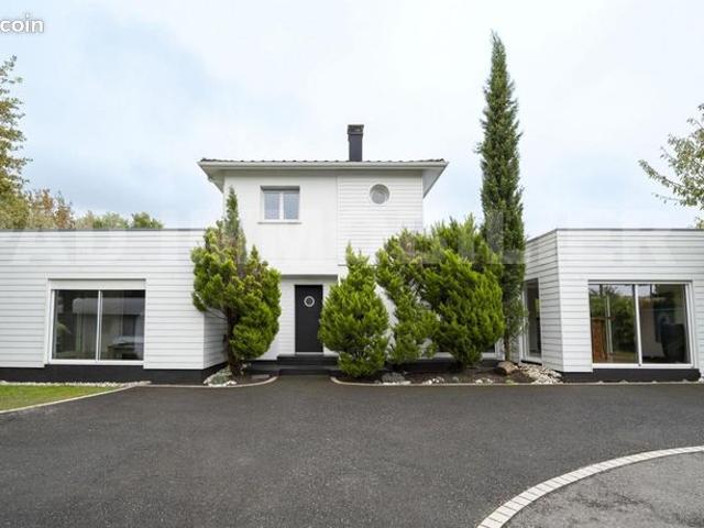 Villa 5 pièces 154 m²