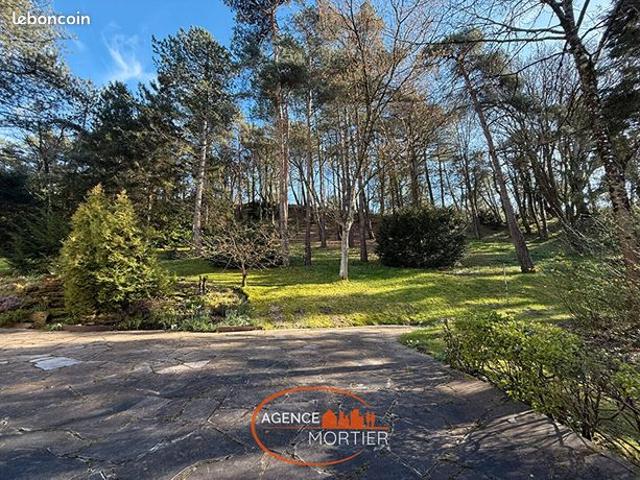 Villa 5 pièces 154 m²