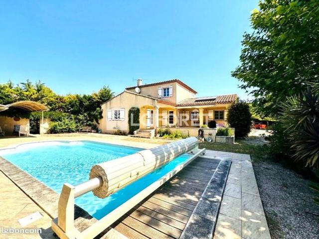 Villa 5 pièces 155 m²