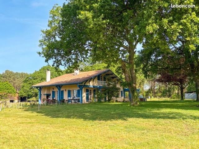 Villa 5 pièces 155 m²