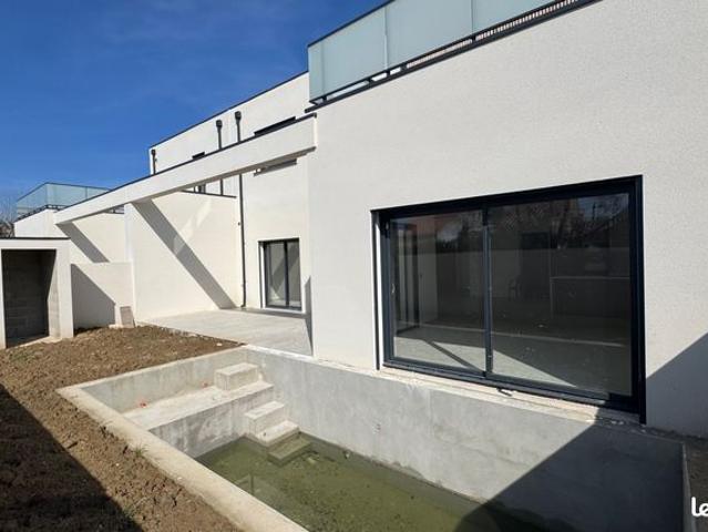 Villa 5 pièces 155 m²