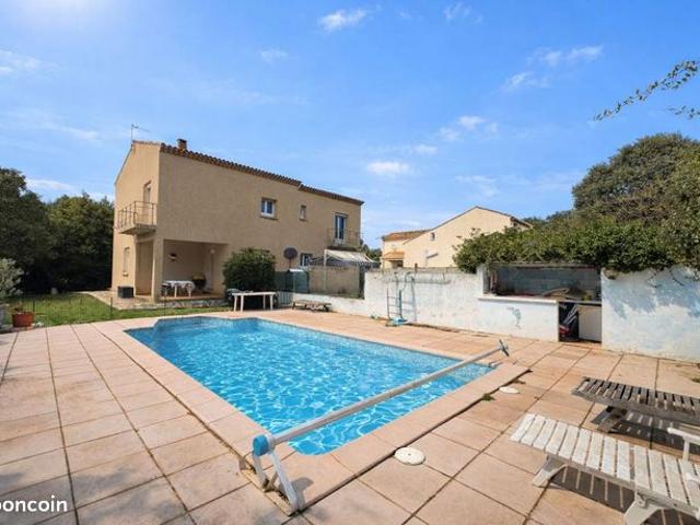 Villa 5 pièces 155 m²