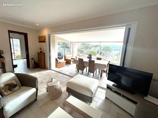 Villa 5 pièces 155 m²