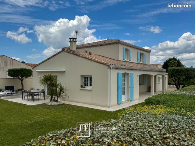 Villa 5 pièces 155 m²