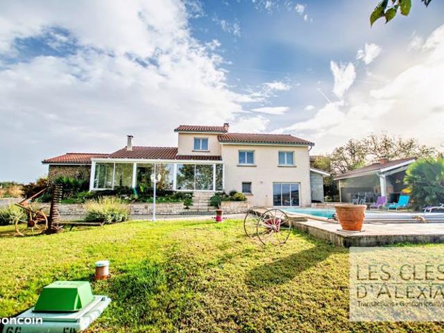 Villa 5 pièces 155 m²