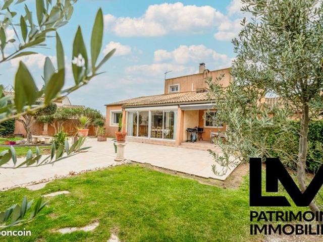 Villa 5 pièces 156 m²