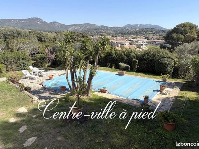 Villa 5 pièces 156 m²