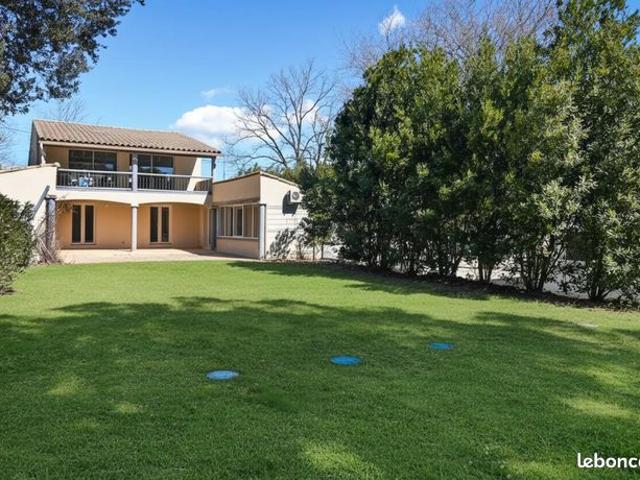 Villa 5 pièces 156 m²