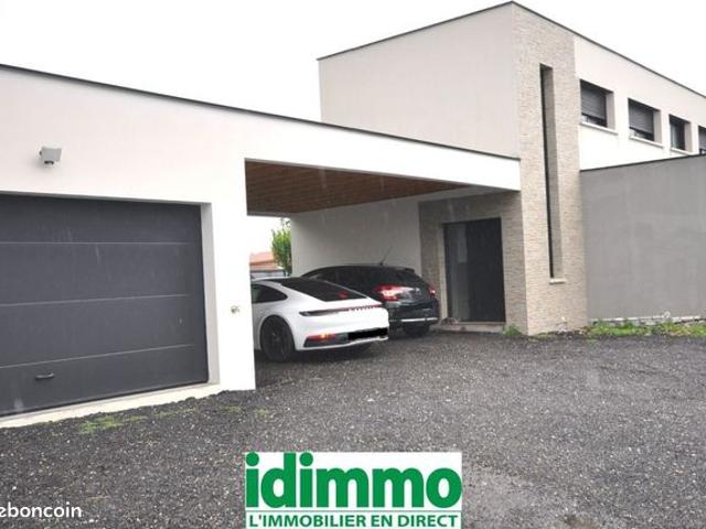 Villa 5 pièces 156 m²