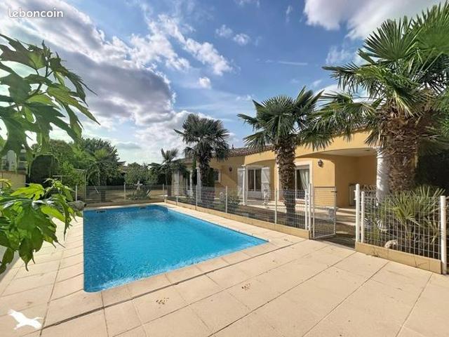 Villa 5 pièces 156 m²