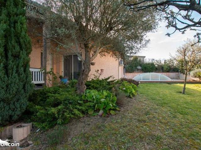 Villa 5 pièces 156 m²