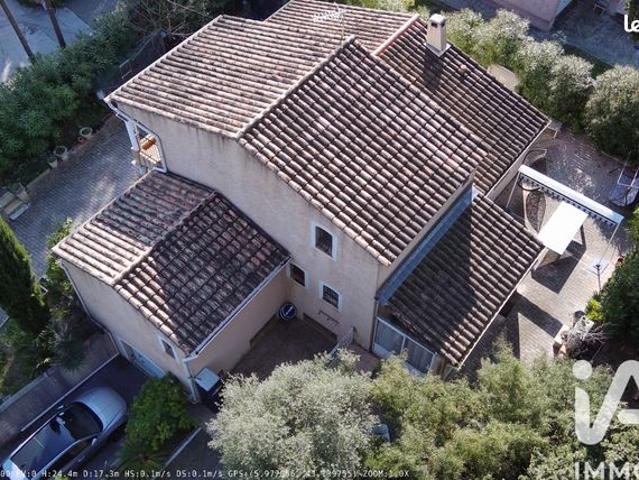 Villa 5 pièces 156 m²
