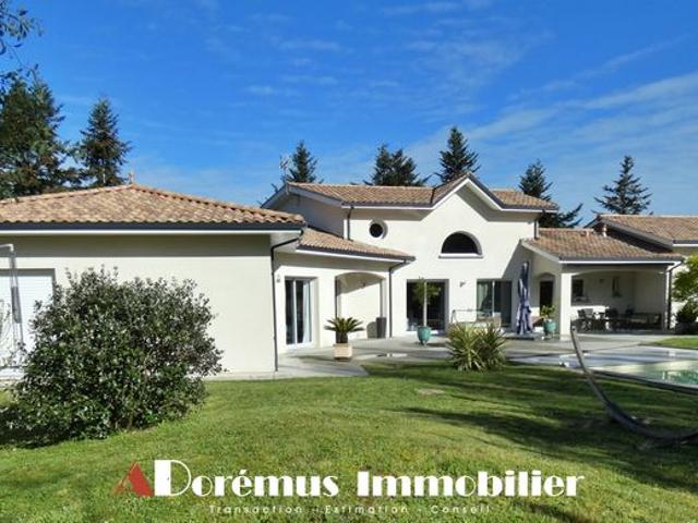 Villa 5 pièces 156 m²
