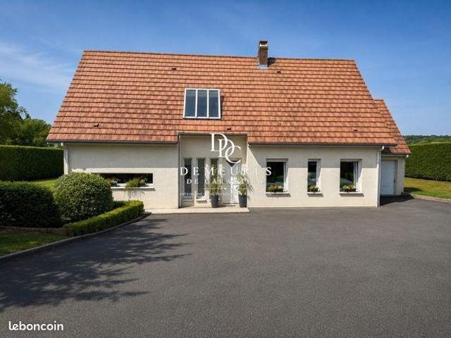 Villa 5 pièces 157 m²