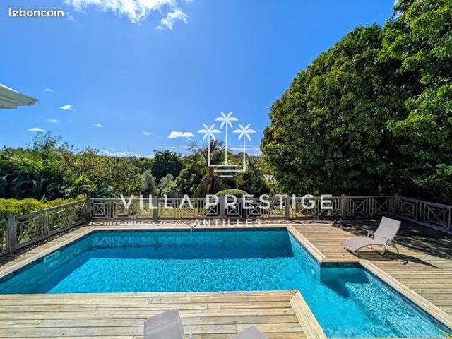 Villa 5 pièces 157 m²