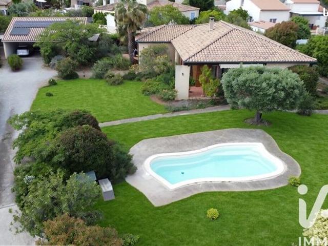 Villa 5 pièces 157 m²