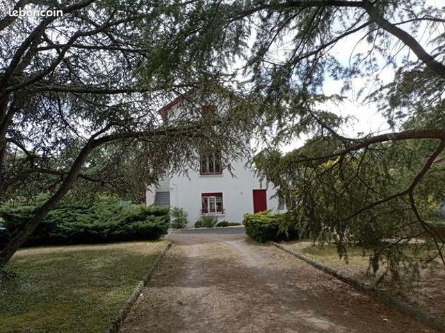 Villa 5 pièces 157 m²
