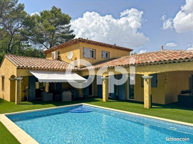 Villa 5 pièces 158 m²