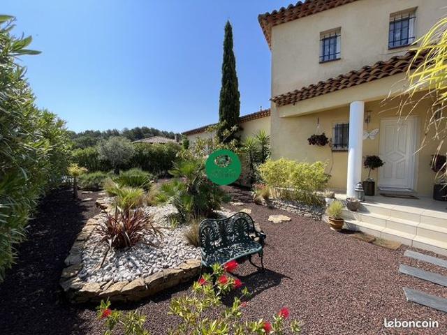 Villa 5 pièces 159 m²