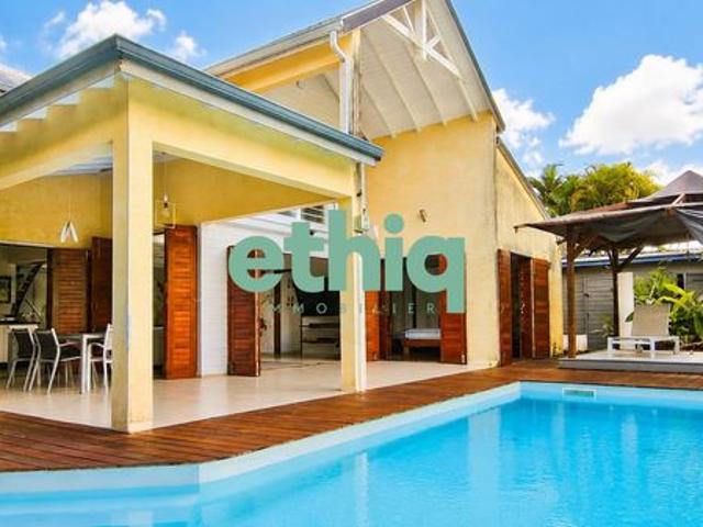 Villa 5 pièces 159 m²
