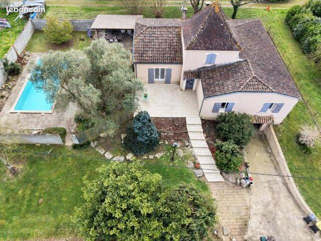 Villa 5 pièces 160 m²