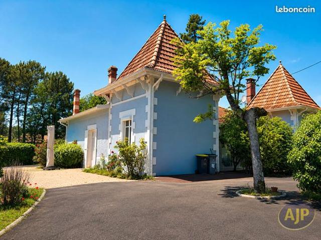 Villa 5 pièces 160 m²