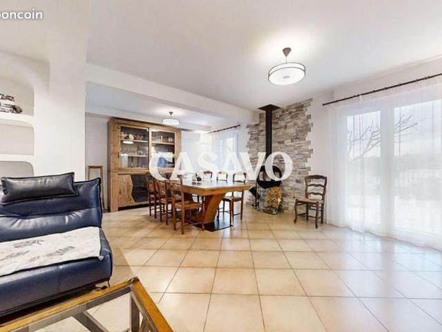 Villa 5 pièces 160 m²