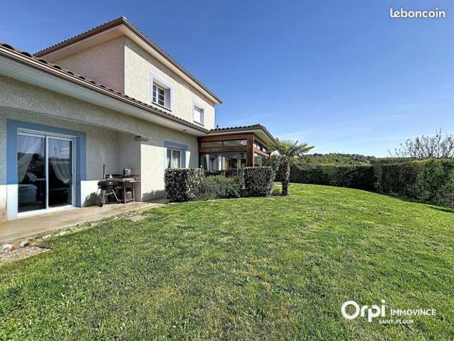 Villa 5 pièces 160 m²