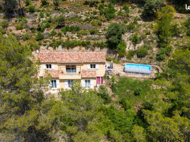 Villa 5 pièces 160 m²