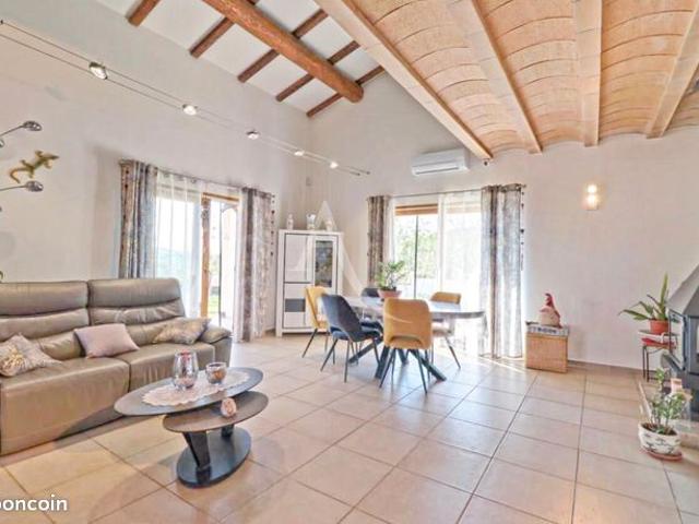 Villa 5 pièces 160 m²
