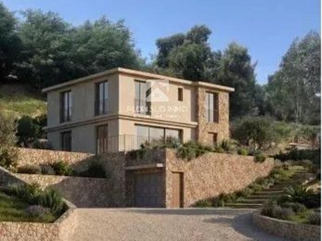 Villa 5 pièces 160 m²