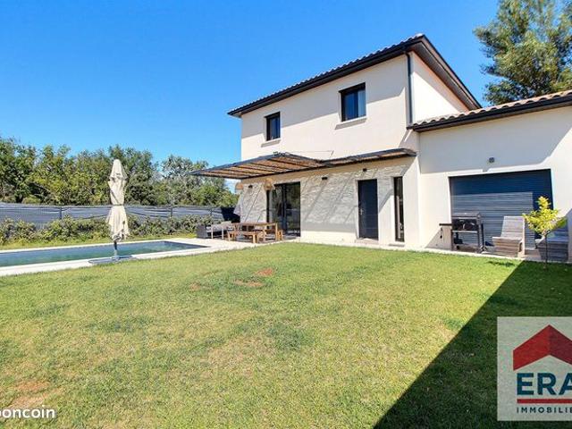 Villa 5 pièces 160 m²