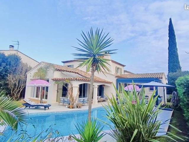 Villa 5 pièces 160 m²