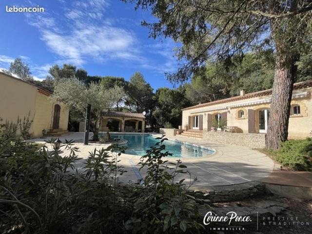 Villa 5 pièces 160 m²