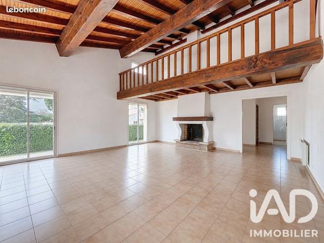 Villa 5 pièces 160 m²