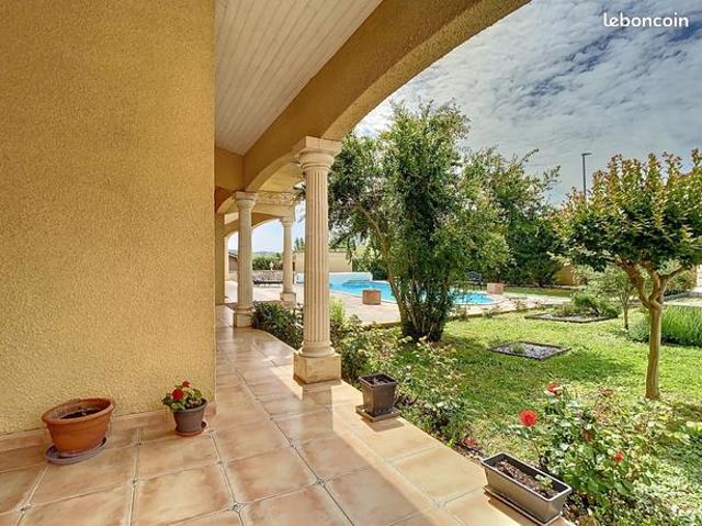 Villa 5 pièces 160 m²