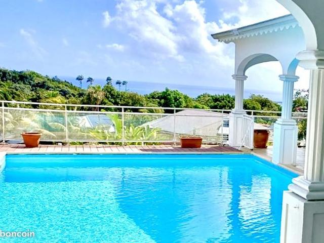 Villa 5 pièces 161 m²