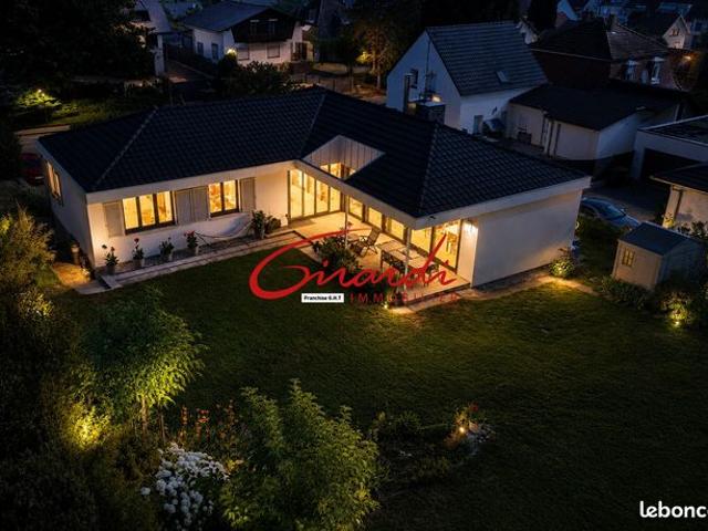 Villa 5 pièces 161 m²