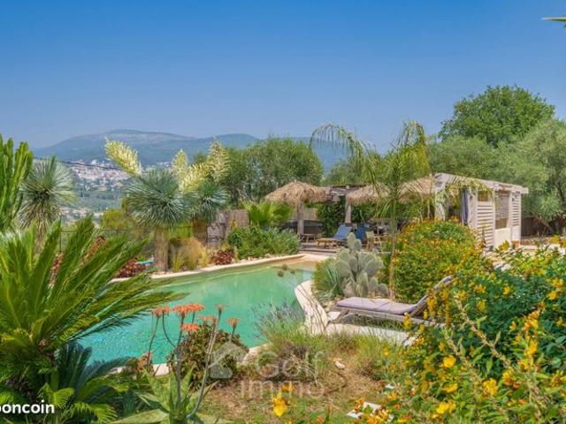Villa 5 pièces 161 m²