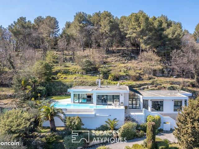 Villa 5 pièces 162 m²