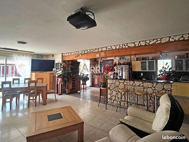 Villa 5 pièces 162 m²
