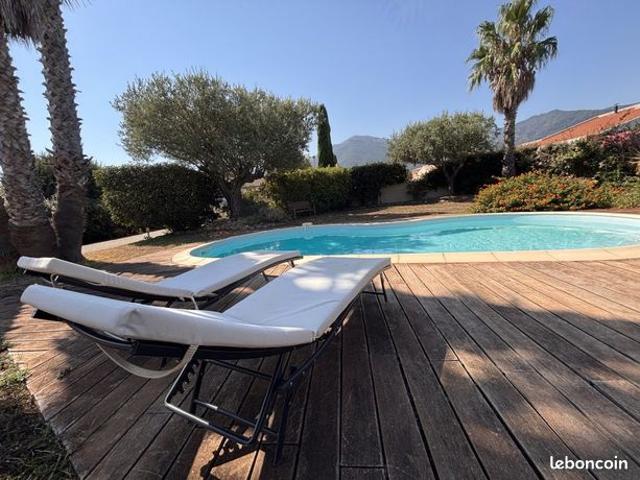 Villa 5 pièces 163 m²