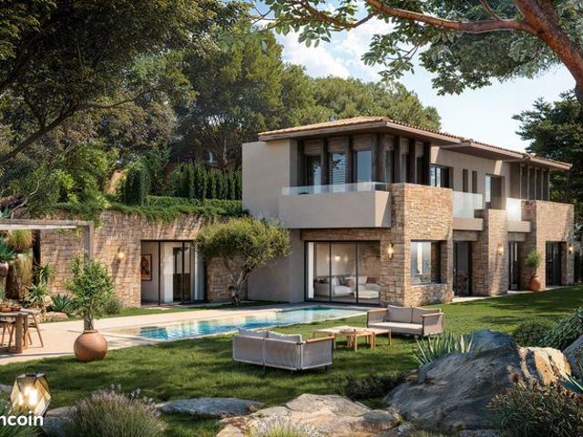Villa 5 pièces 163 m²