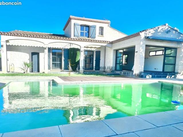 Villa 5 pièces 163 m²