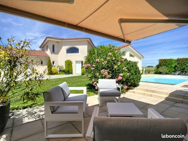 Villa 5 pièces 164 m²