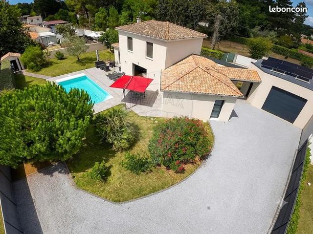 Villa 5 pièces 164 m²