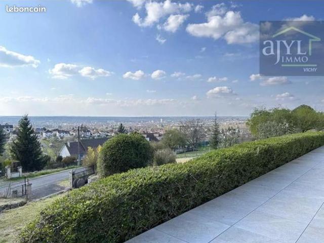 Villa 5 pièces 164 m²