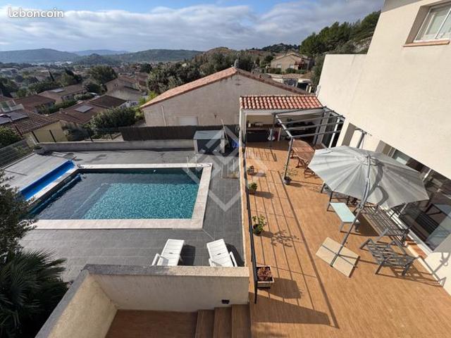 Villa 5 pièces 165 m²