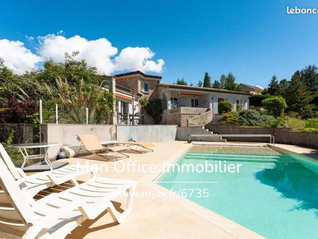 Villa 5 pièces 165 m²